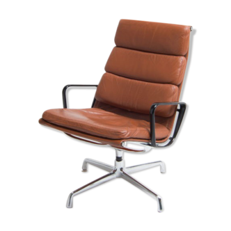 Eames lounge chair model EA 216 softpad in cognac