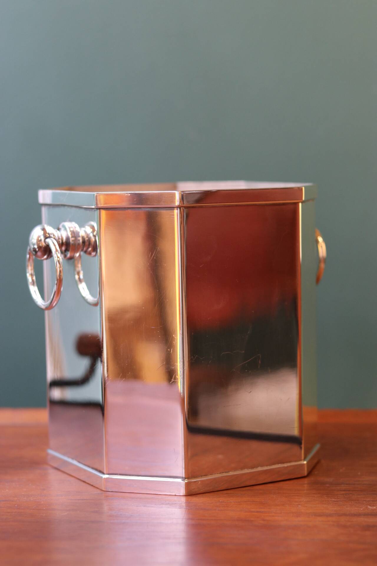 Silver-plated champagne cooler made by the silversmith St James