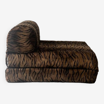 Tiger velvet extra bed chair, 1970