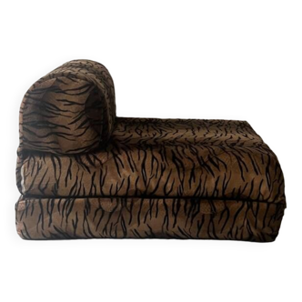Tiger velvet extra bed chair, 1970