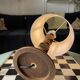Lampe française en bois tournée moderniste