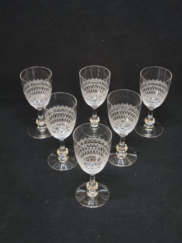 6 Anciens Verres A Vin / Porto En Cristal De Baccarat Gravé