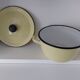 Cocotte en tôle émaillée jaune vintage
