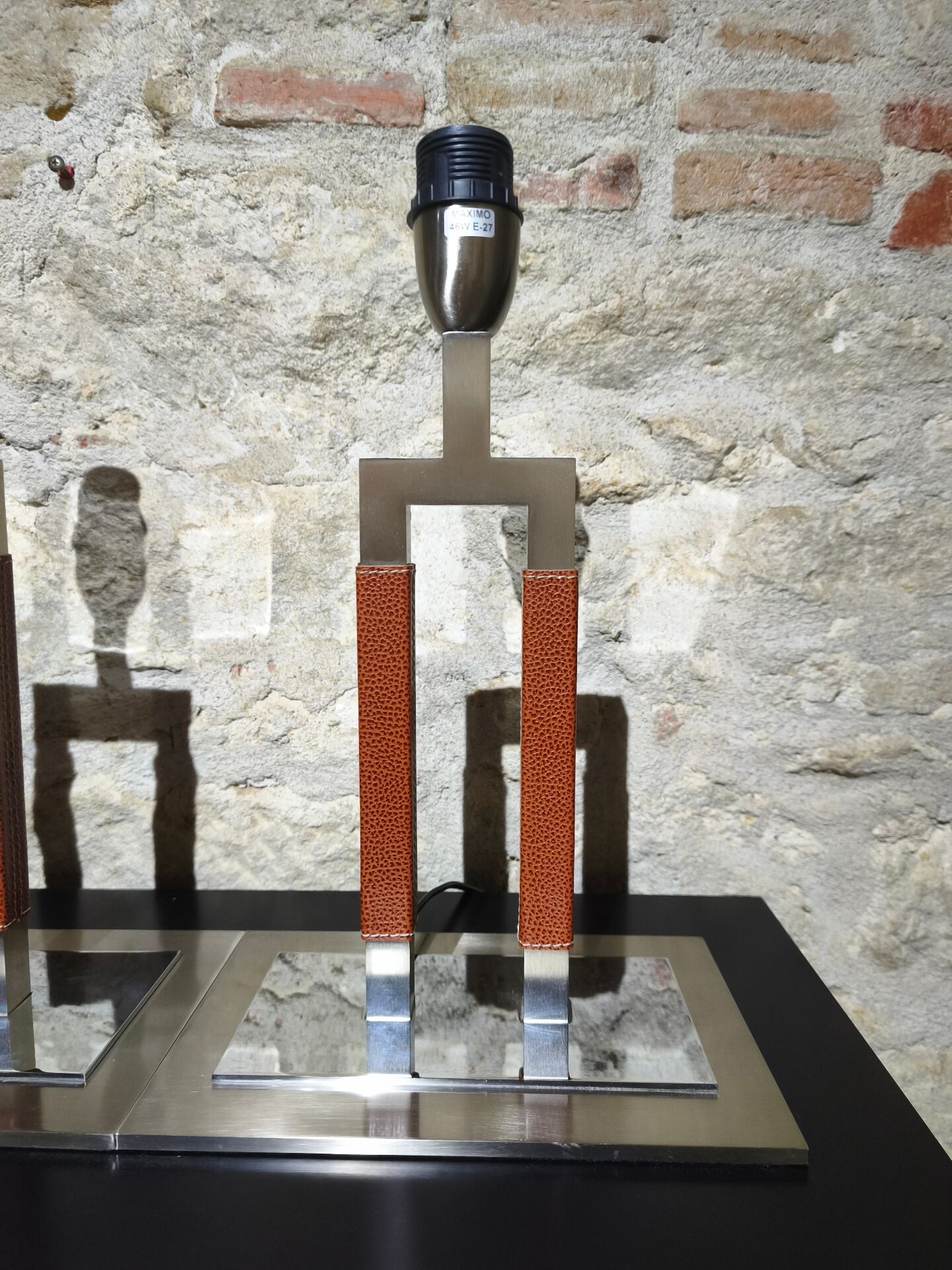 Paire de lampes de luxe bover modèle ema - cuir & laiton nickelé
