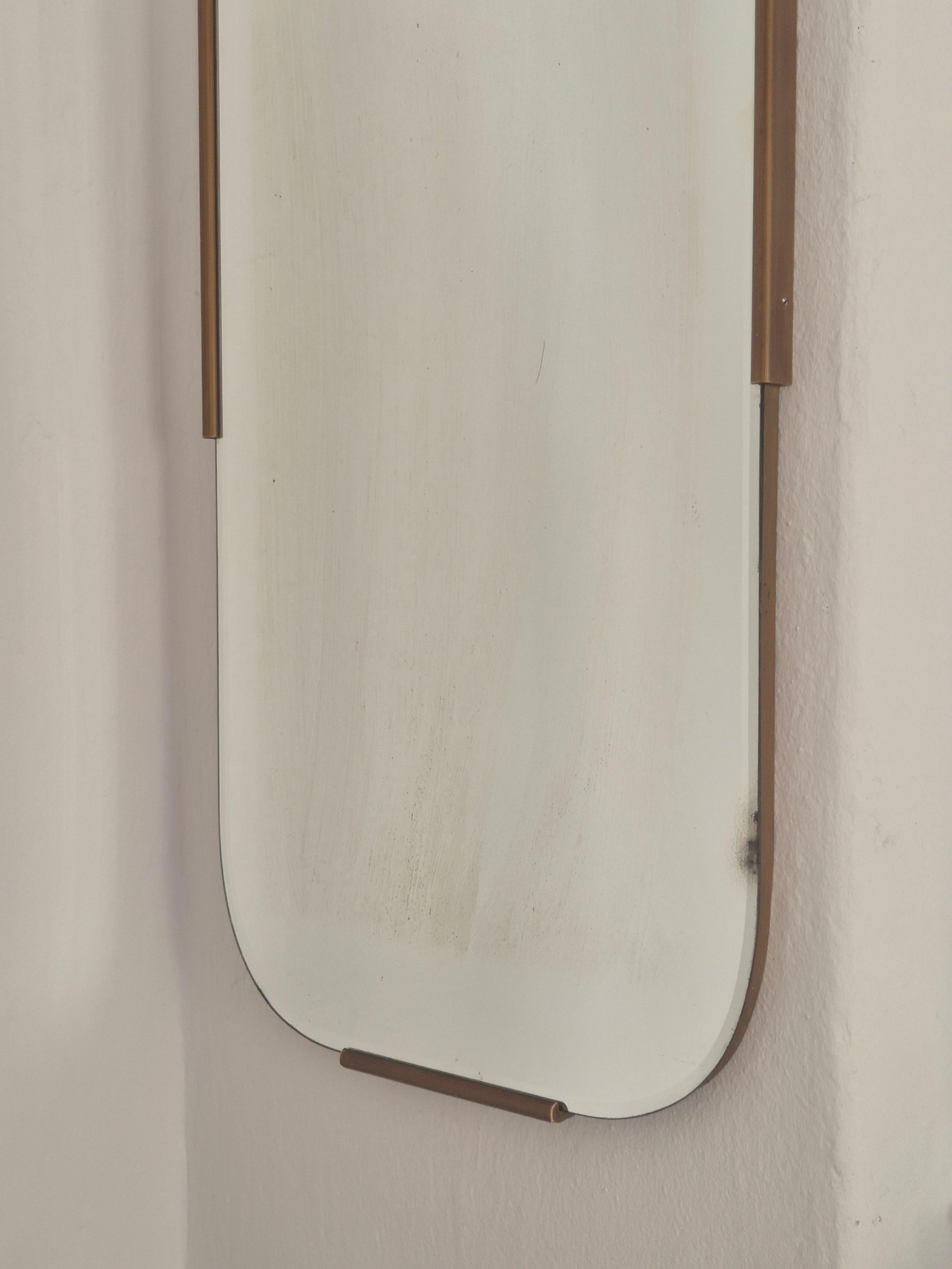 Miroir suédois Grace rare avec décor gravé de la chasseresse Diane et des cerfs.