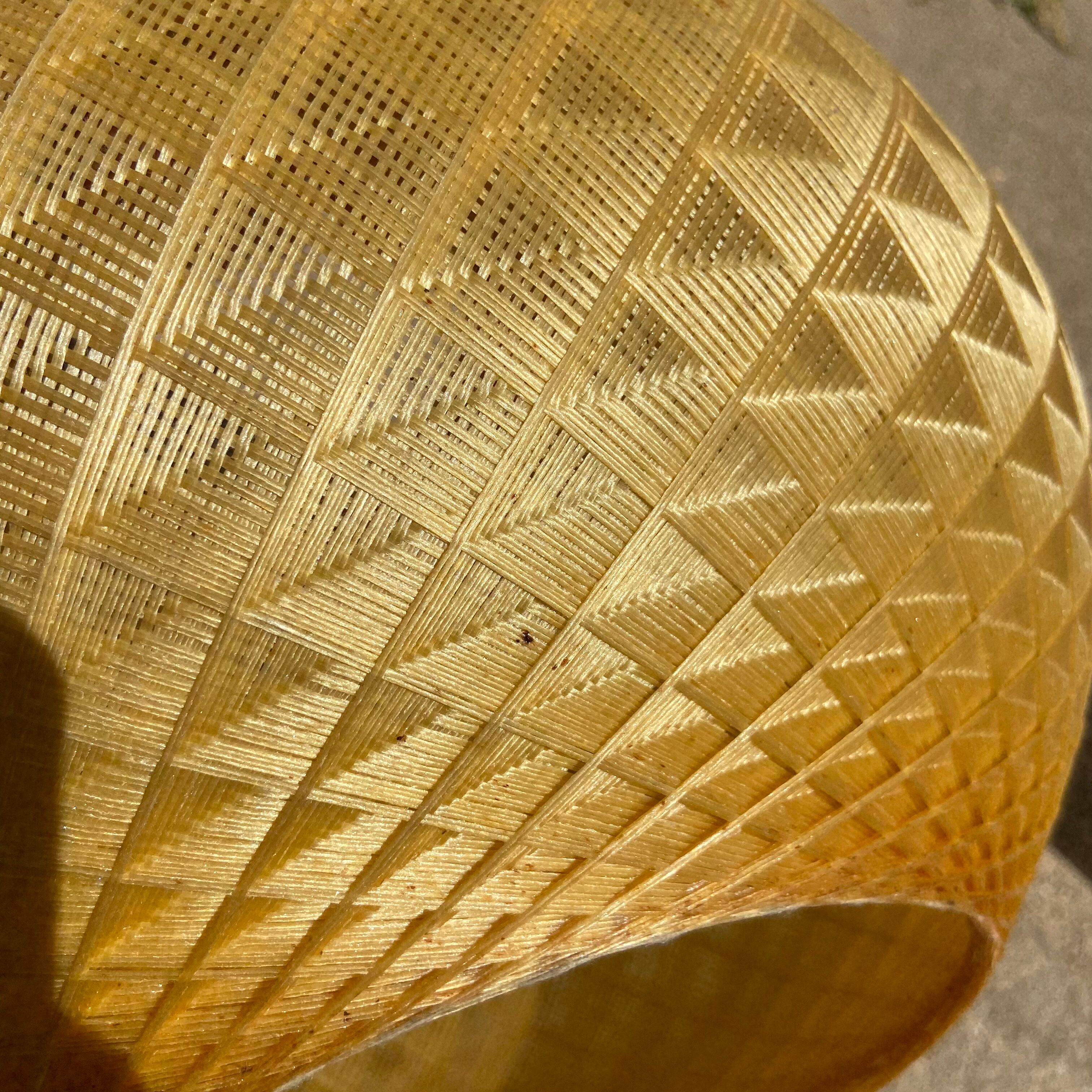 Suspension ball in braided nylon thread and Rhodoid