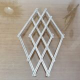 Extendable silver metal underside 40s 50s