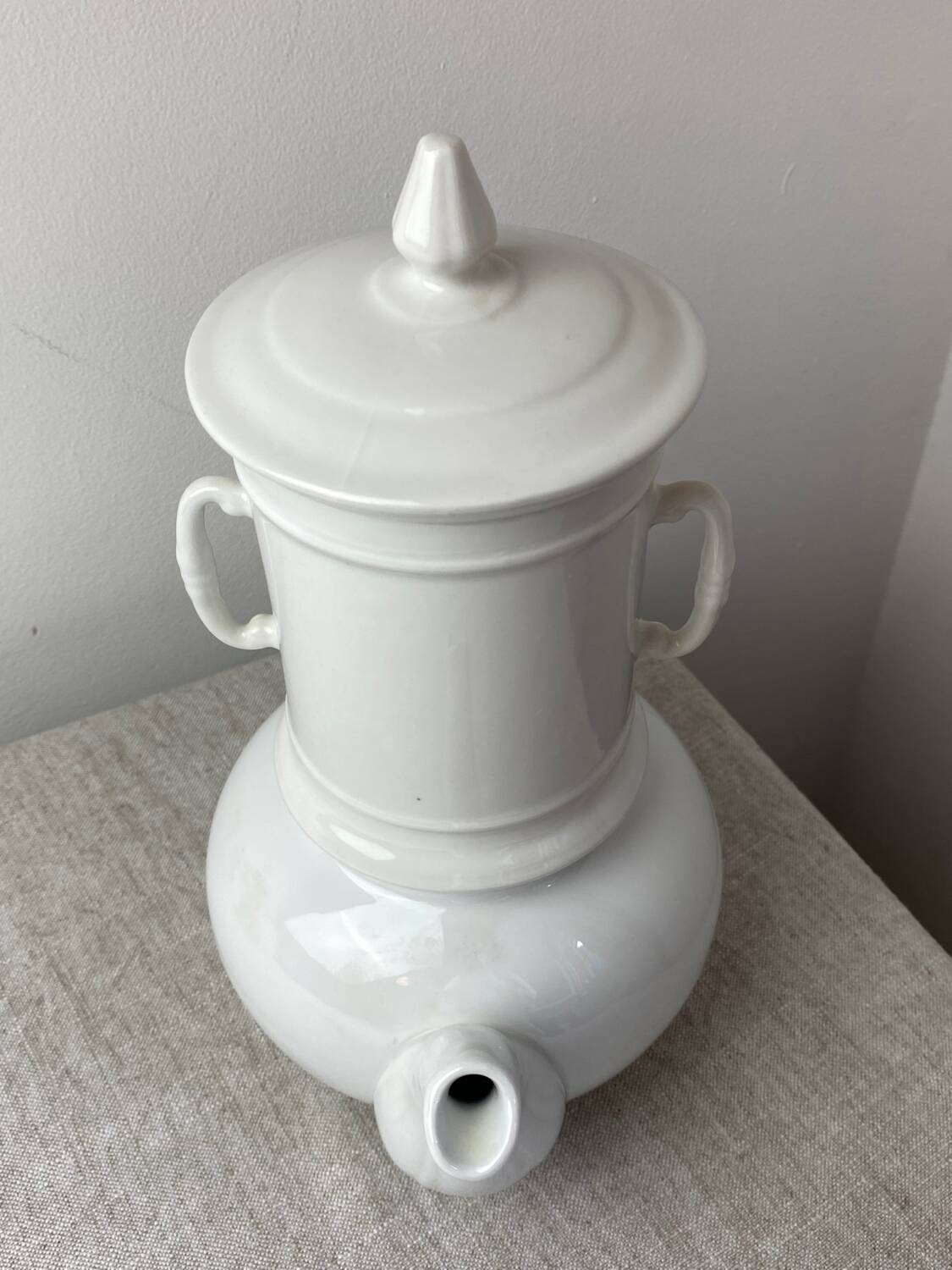 Pillivuyt France white porcelain teapot