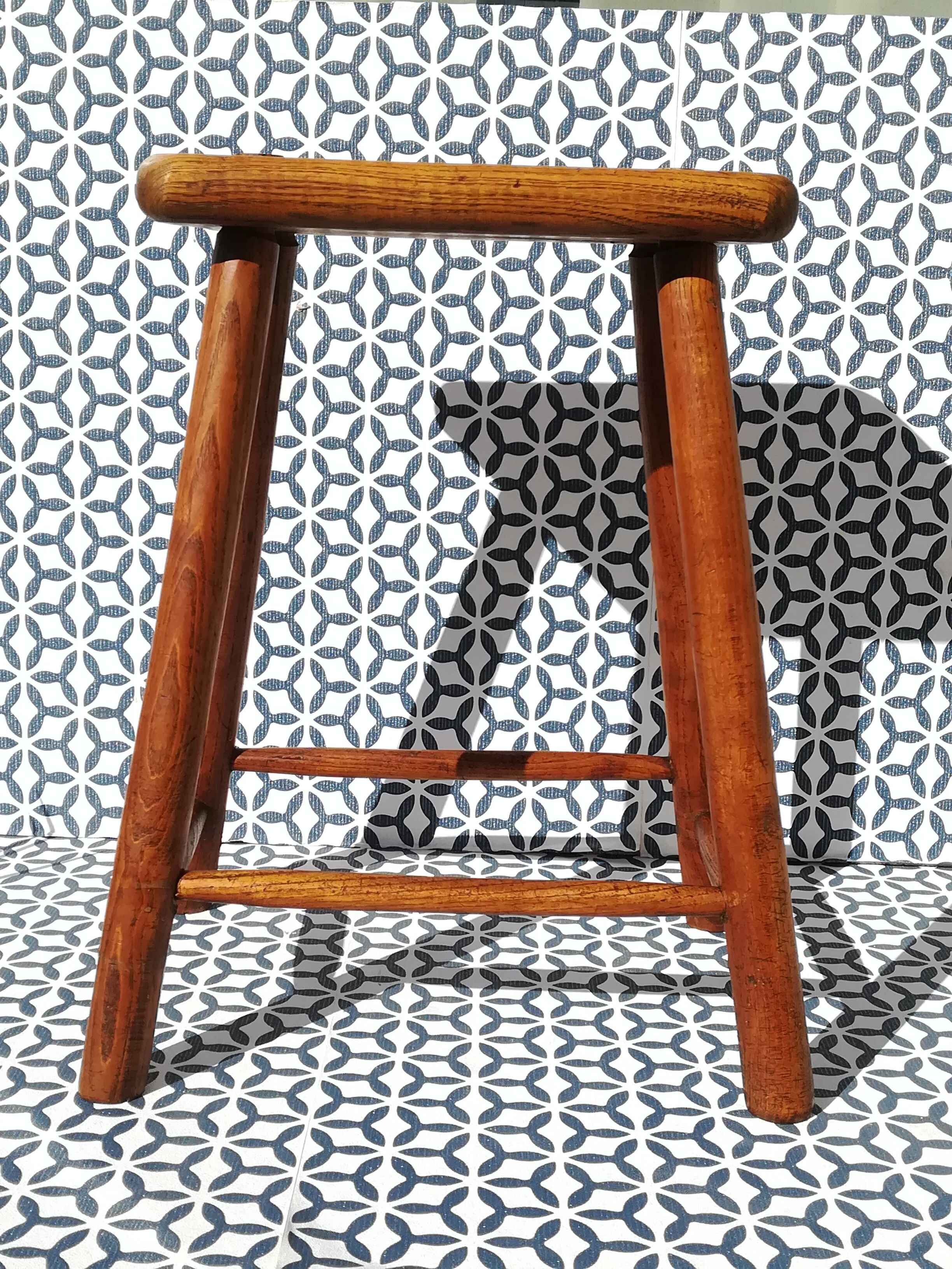 Wood-polished stool