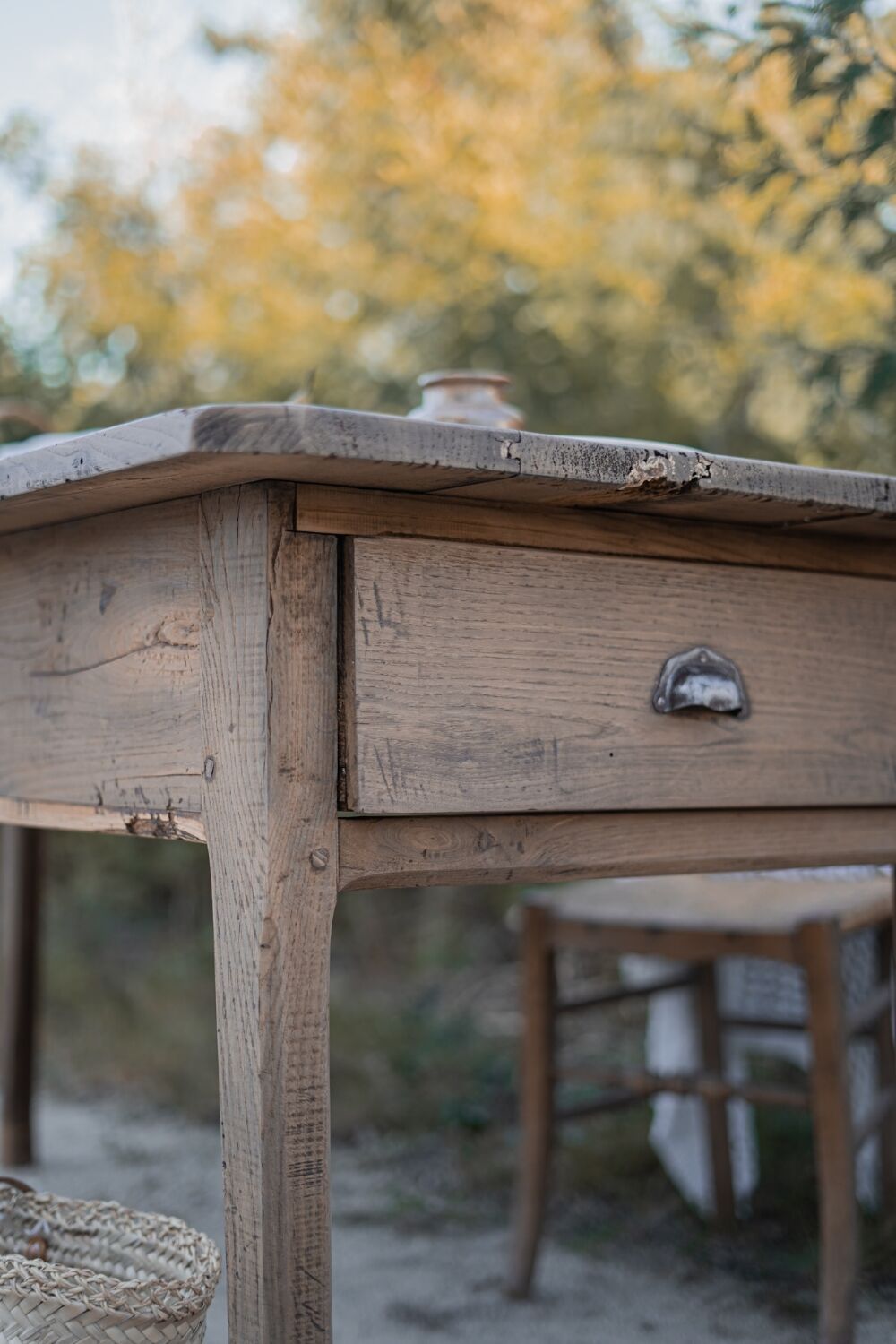 Table de ferme rénovée