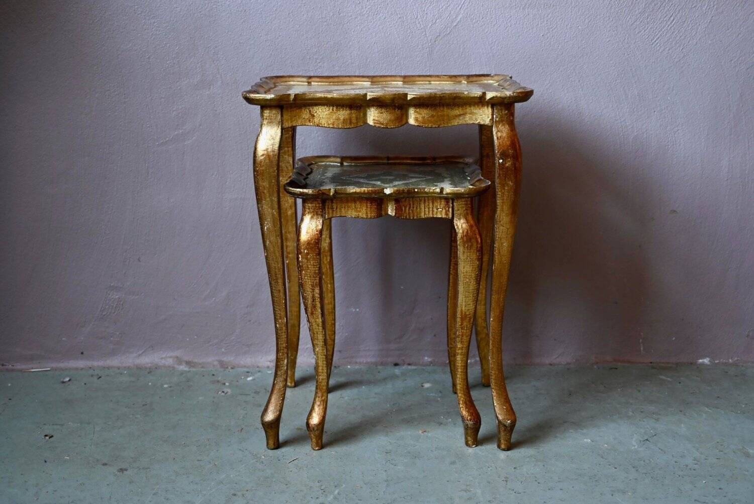 Nested tables in Florentine baroque style, gilded with gold leaf, Florence 1950s-60s.