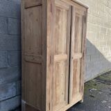 Armoire parisienne ancienne