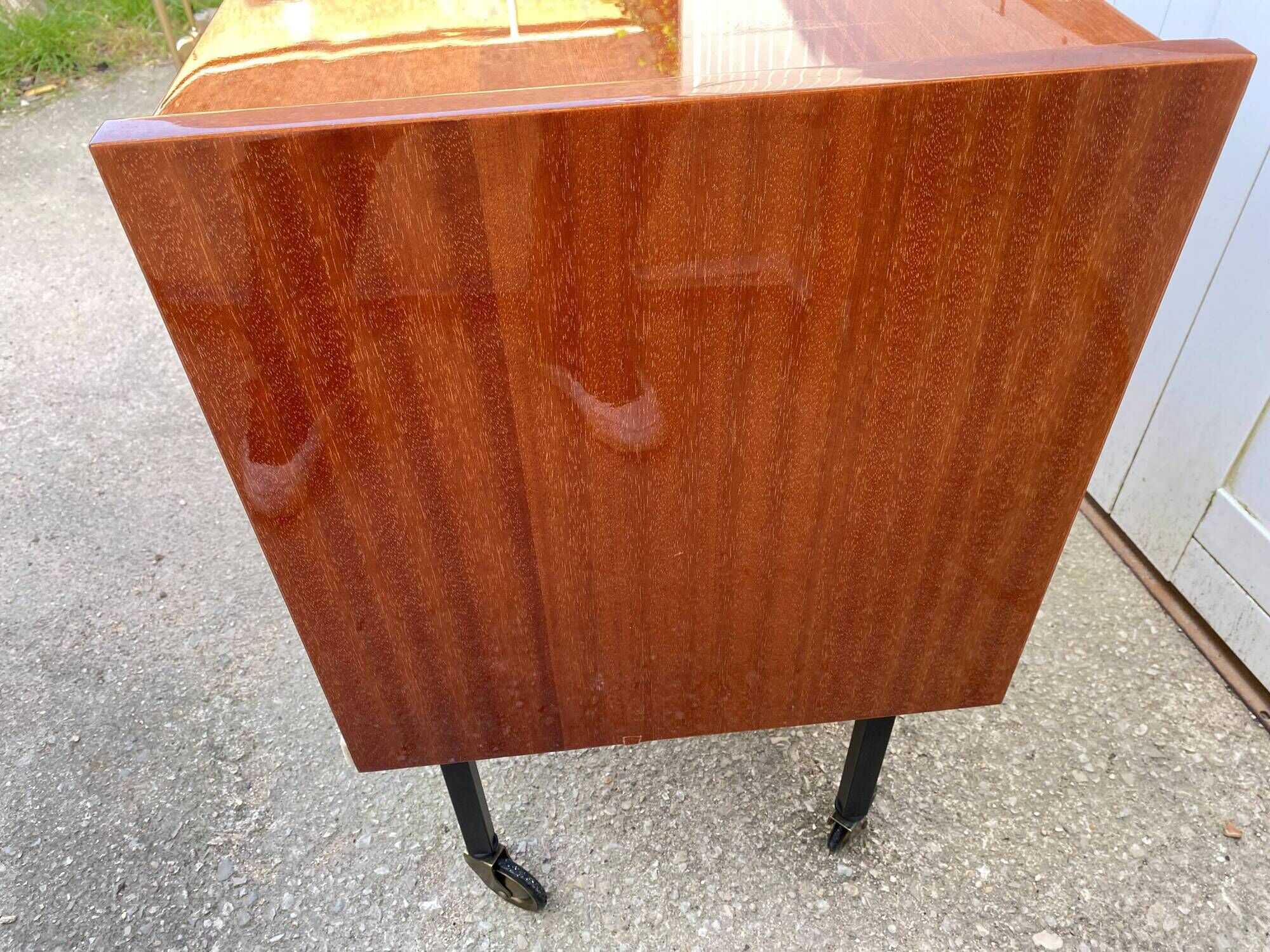 Vintage 50s TV bar cabinet with 2 sliding doors