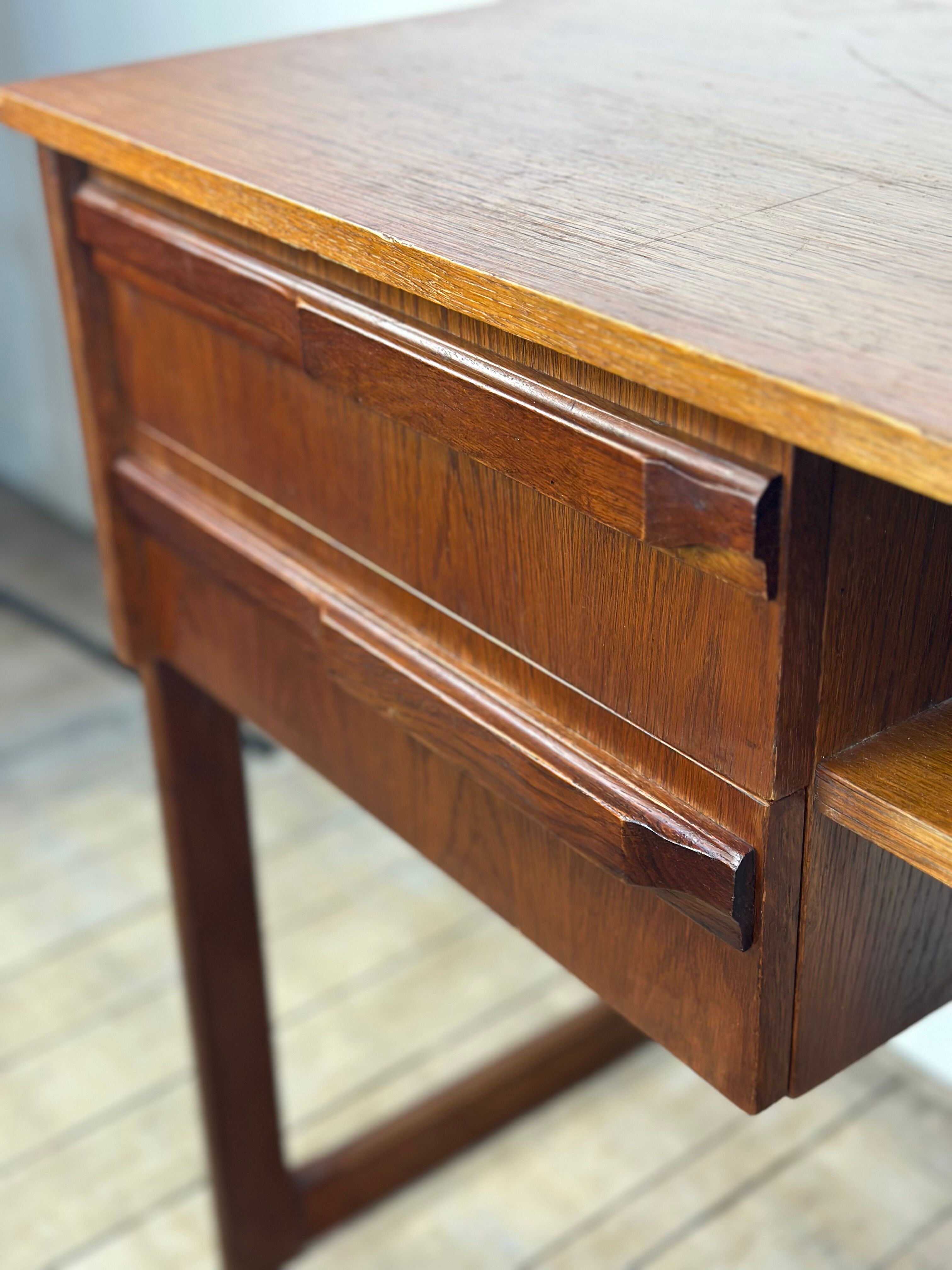 Bureau scandinave vintage 1960 en teck