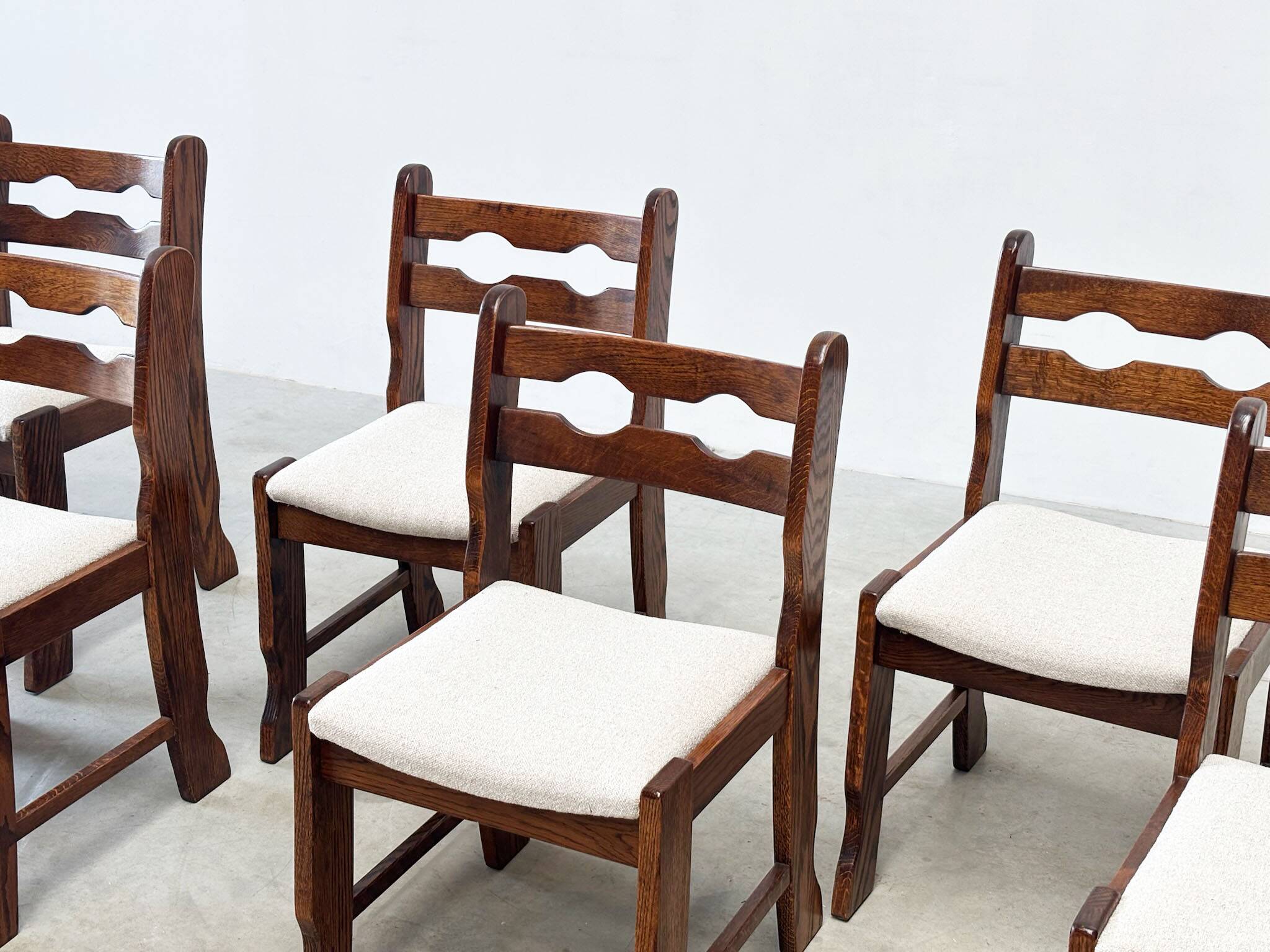 Set of six Razorback dining chairs