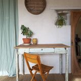 Farmhouse table