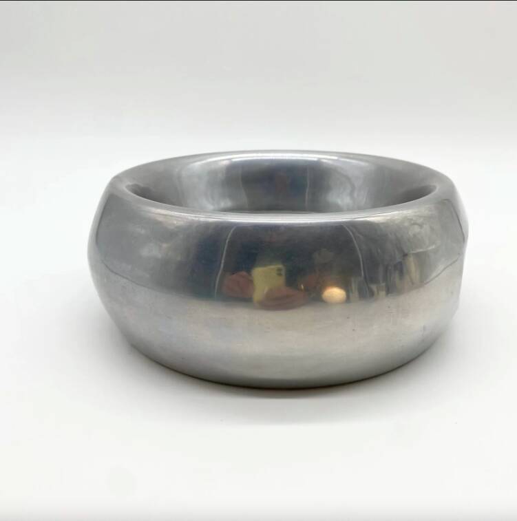 “Wheel” vase / Cast aluminum – 1980s