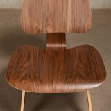 Charles & Ray Eames LCW walnut lounge chair for Herman Miller