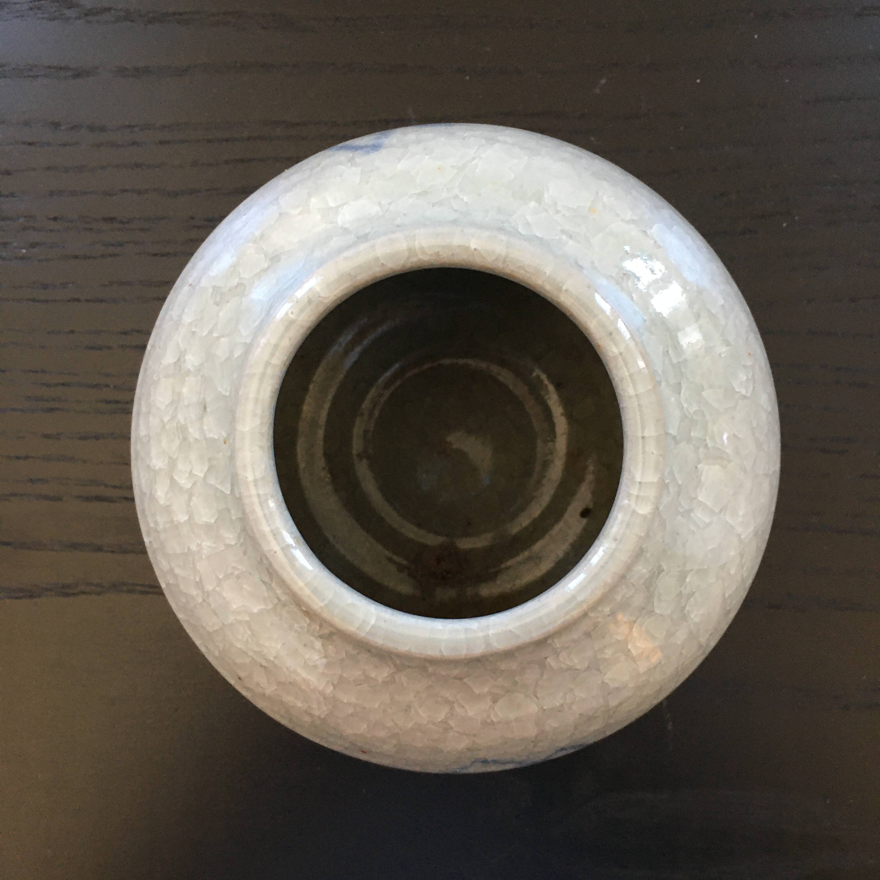 Vase boule céladon craquelé