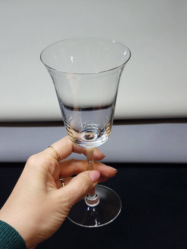 7 verres à pied en cristal fin à vin ou eau - Baccarat ou Saint louis