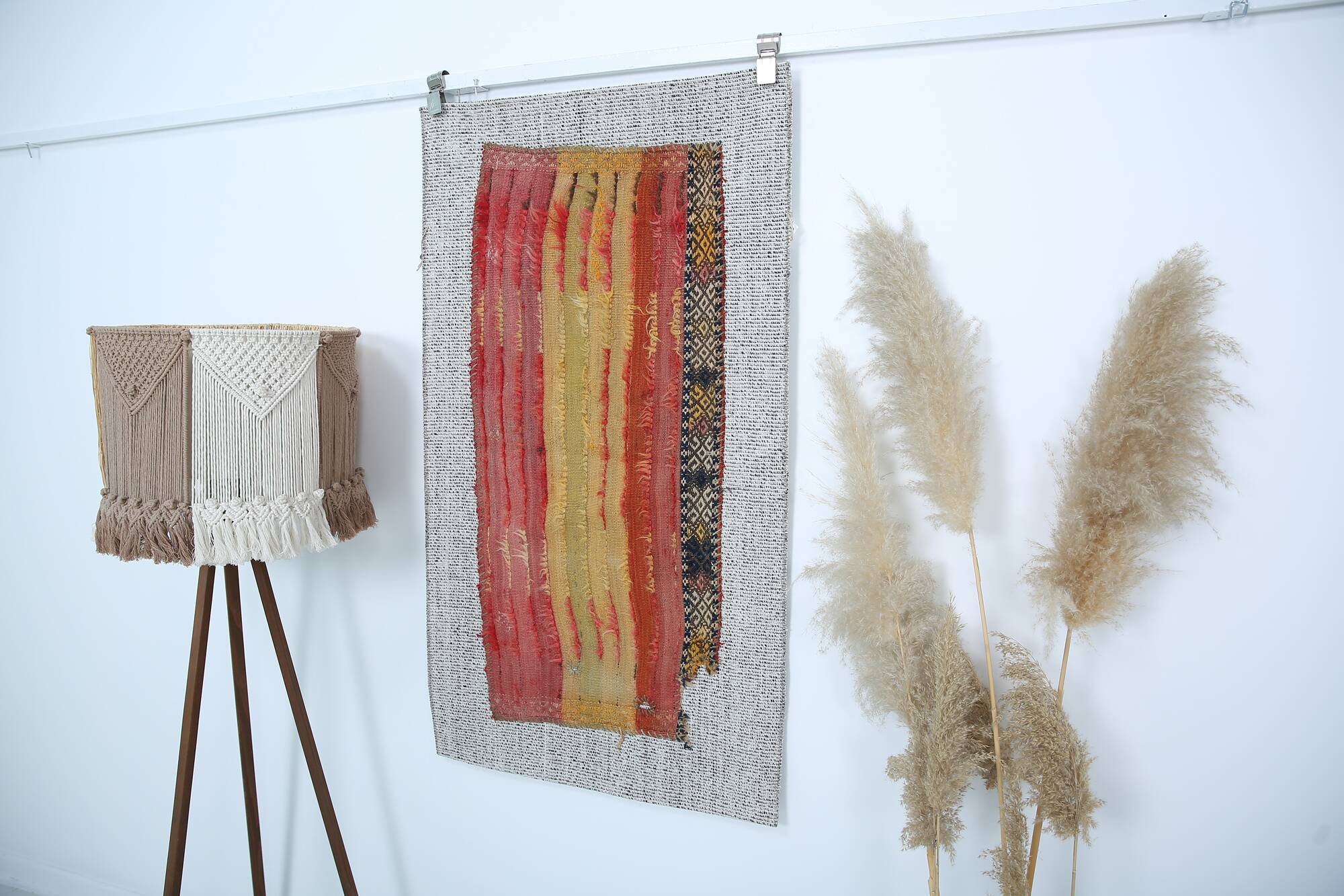 Modern Handmade Vintage Wall Rug, 75x134Cm