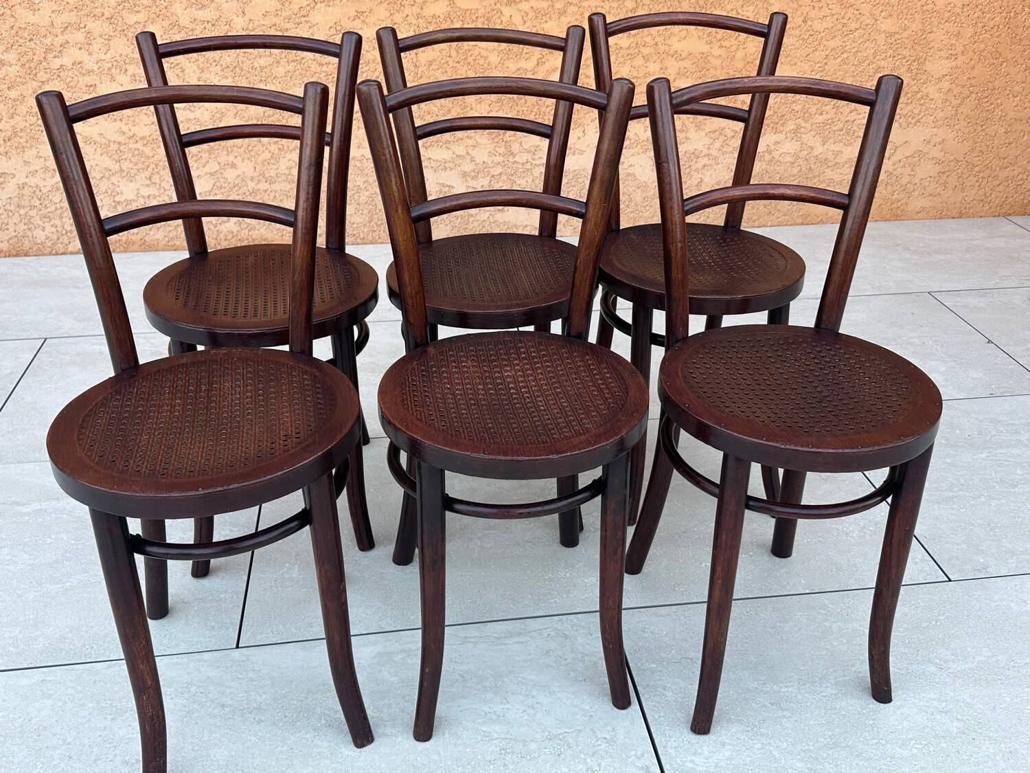 Suite de 6 chaises de bistrot Thonet années 1920