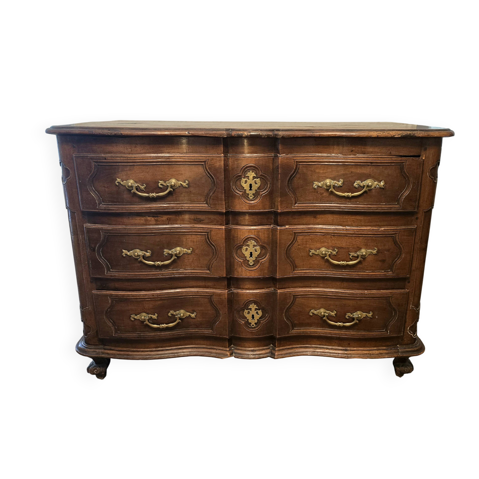 Crossbow chest of drawers in solid walnut, Louis XIV period – early 18th century