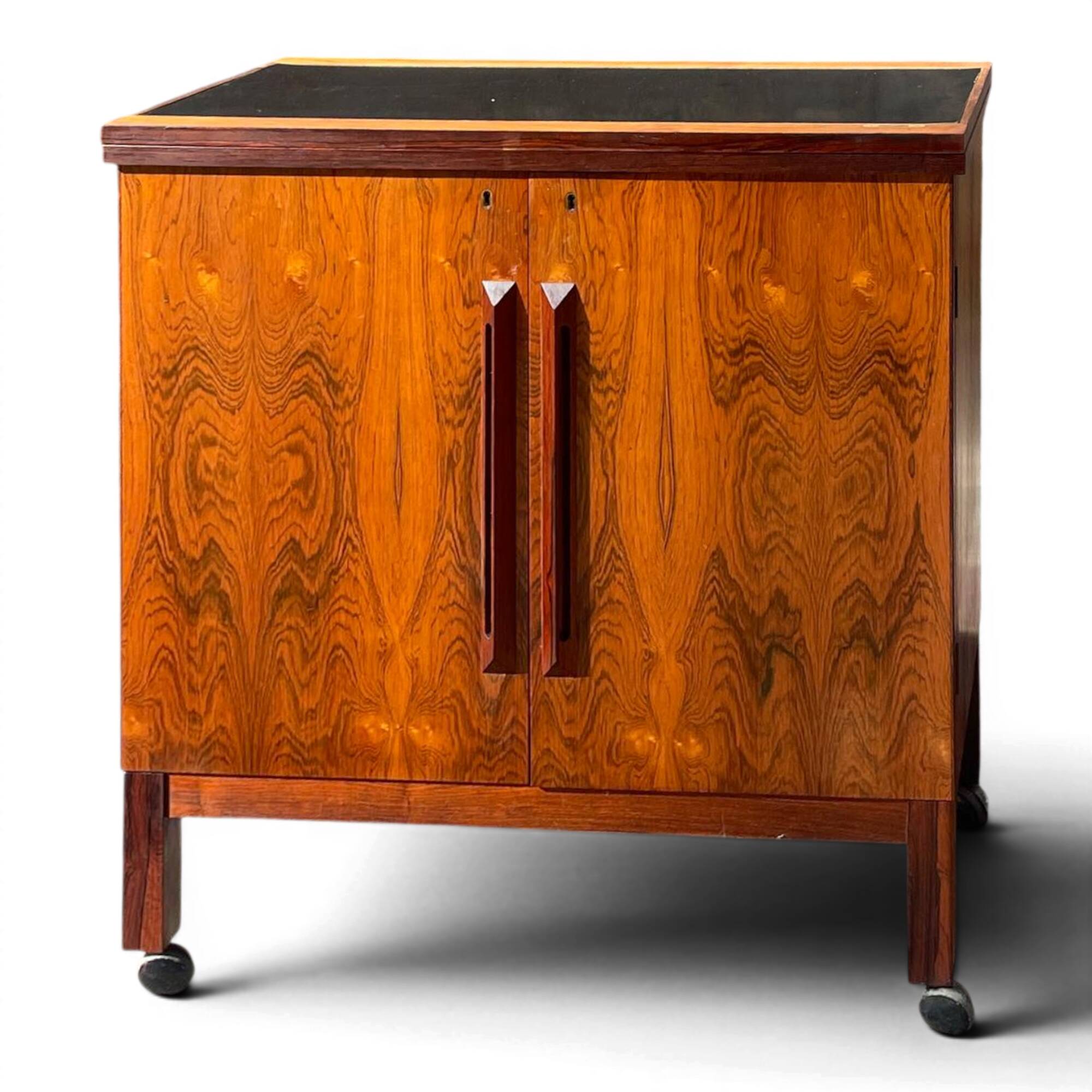 Rolling bar in Rio rosewood by Torbjorn Afdal for Bruksbo