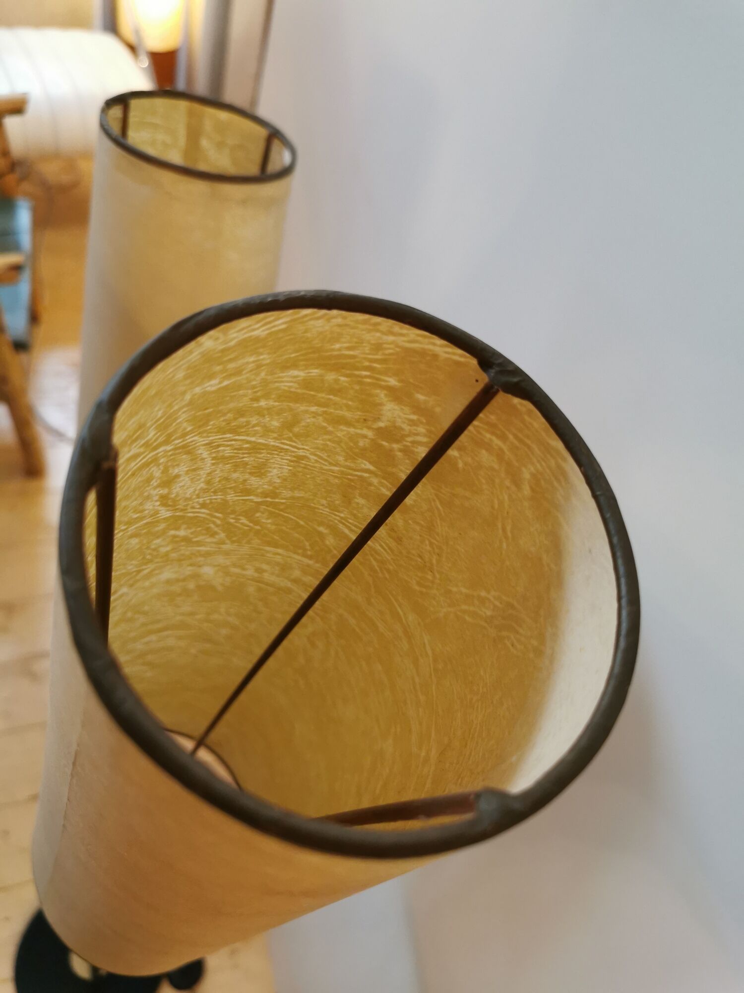 Floor lamp of the 50s with metal and brass foot