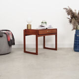 Table de chevet en teck, design danois, années 1970, production: Danemark