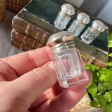 Suite of 4 individual salt shakers, silver & crystal