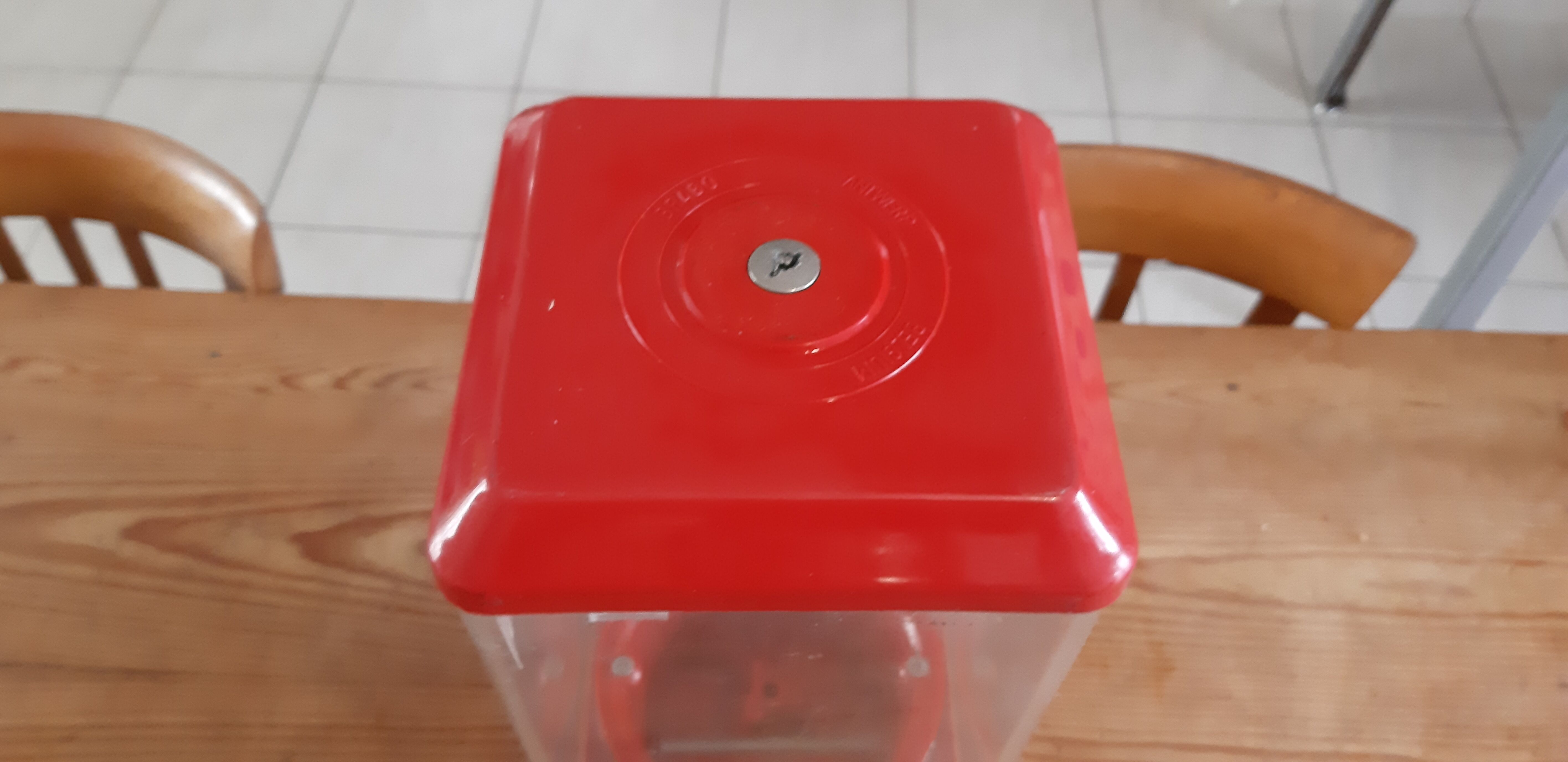 Brabo Candy Dispenser