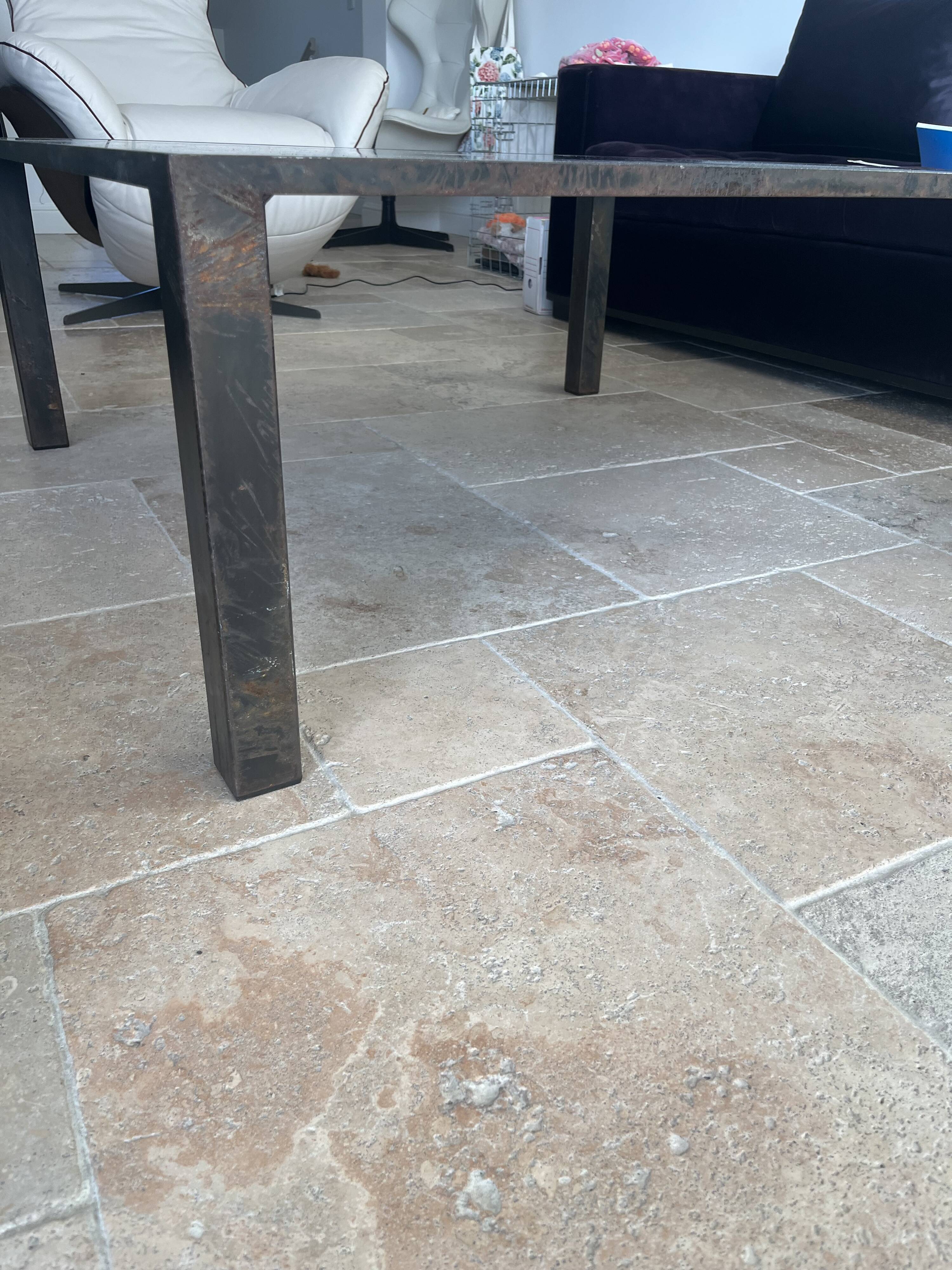 Manolo coffee table by Julie Prisca