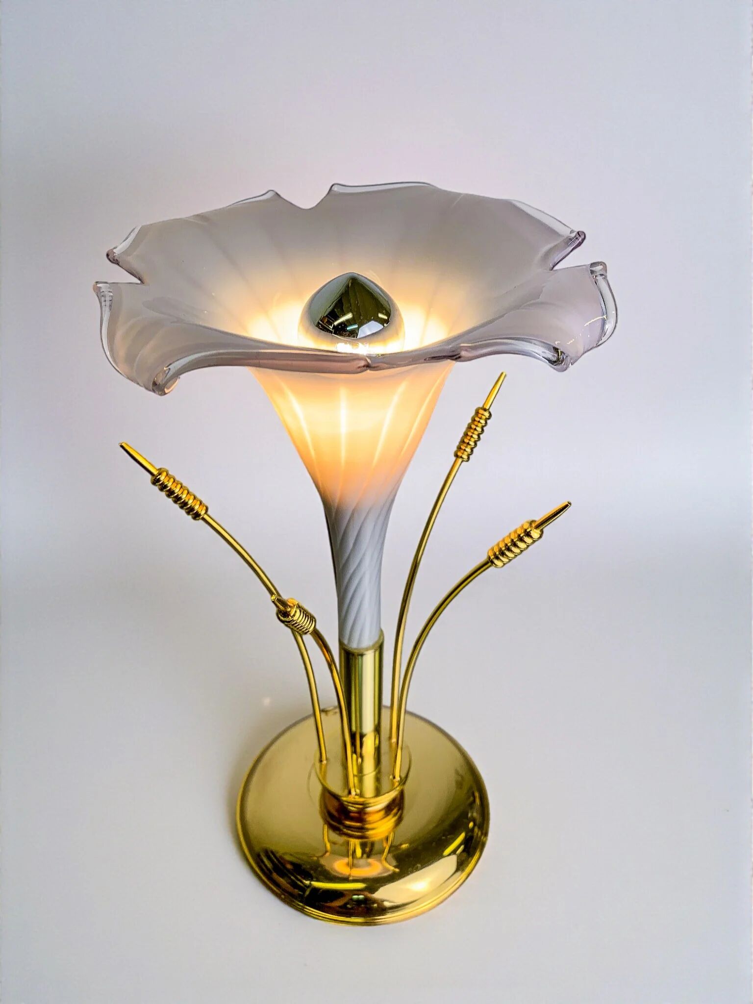 Italian white calla lily flower table lamp, Murano glass, circa 1970