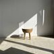 Chaise quadripode assise ronde à petit dossier en manguier naturel monoxyle