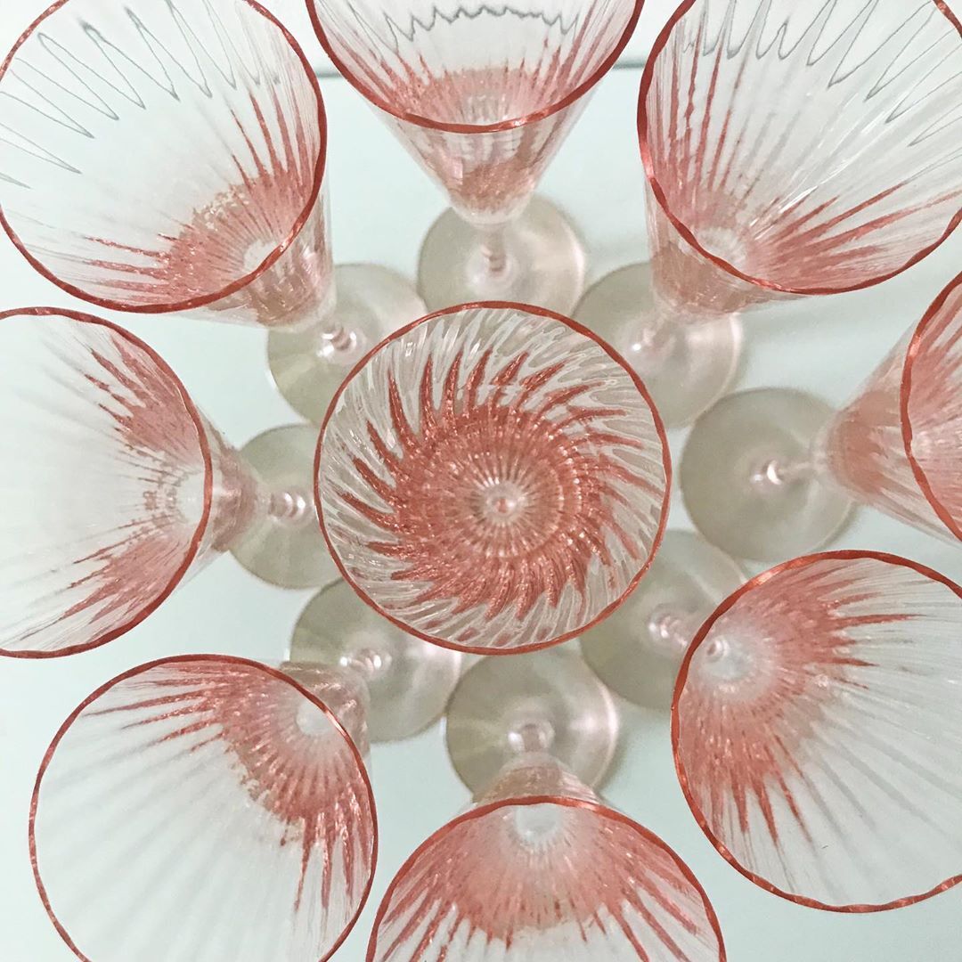 6 pink champagne flutes