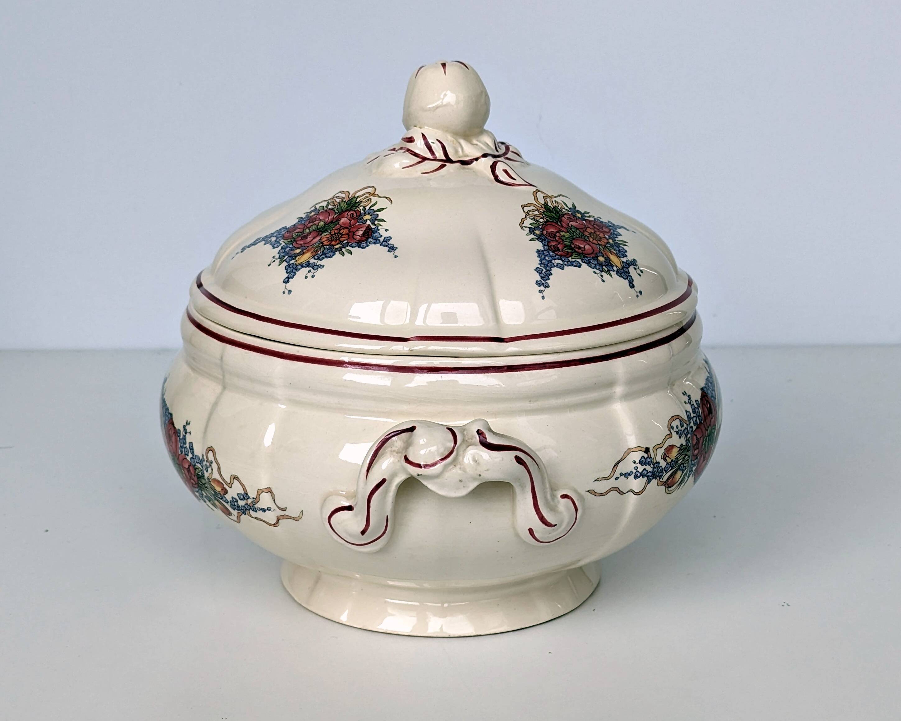 Earthenware tureen from sarreguemines obernai model illustrated by henri loux