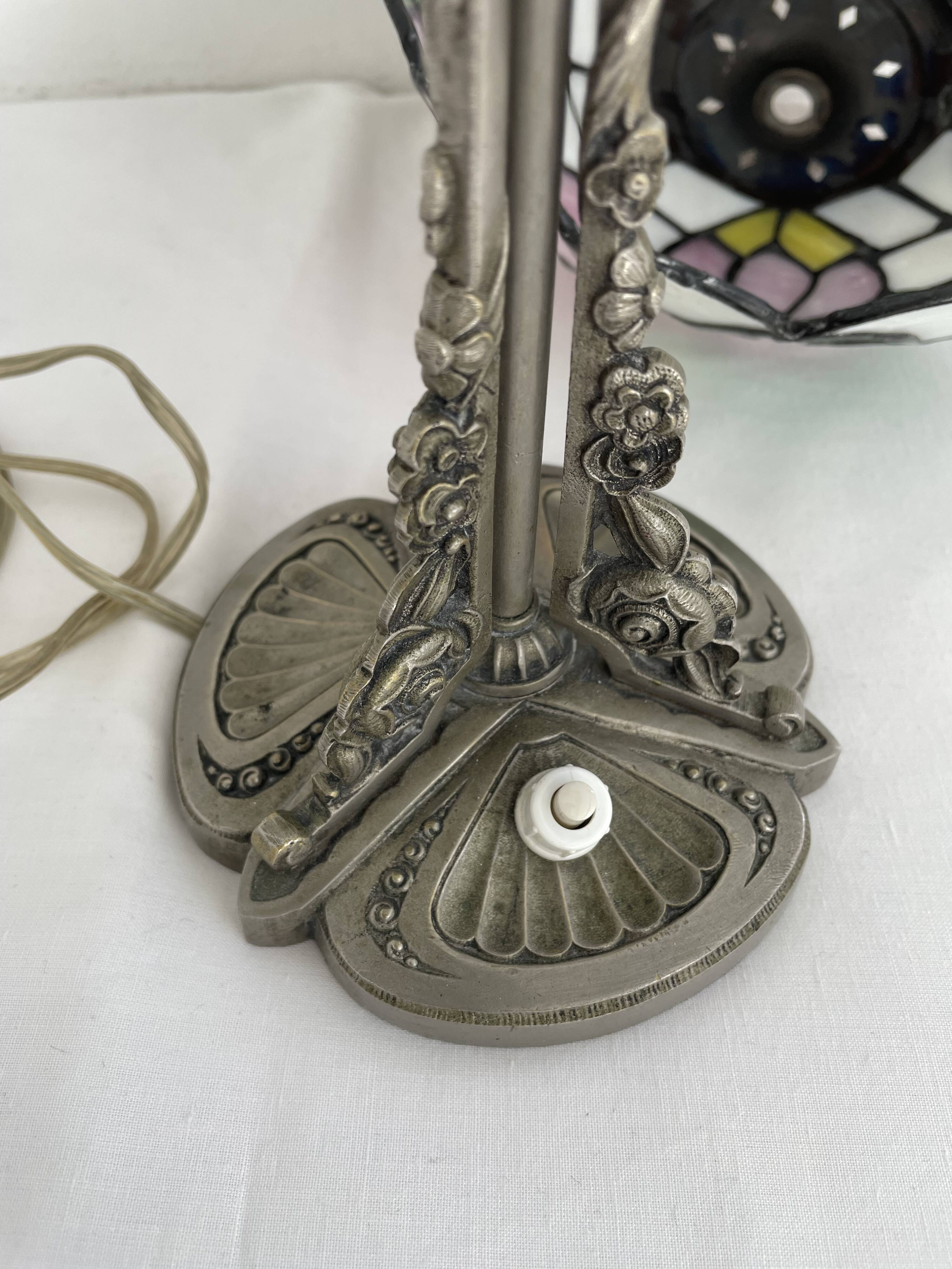 Tiffany style table lamp, stained glass lampshade, silver metal base, Art Nouveau style