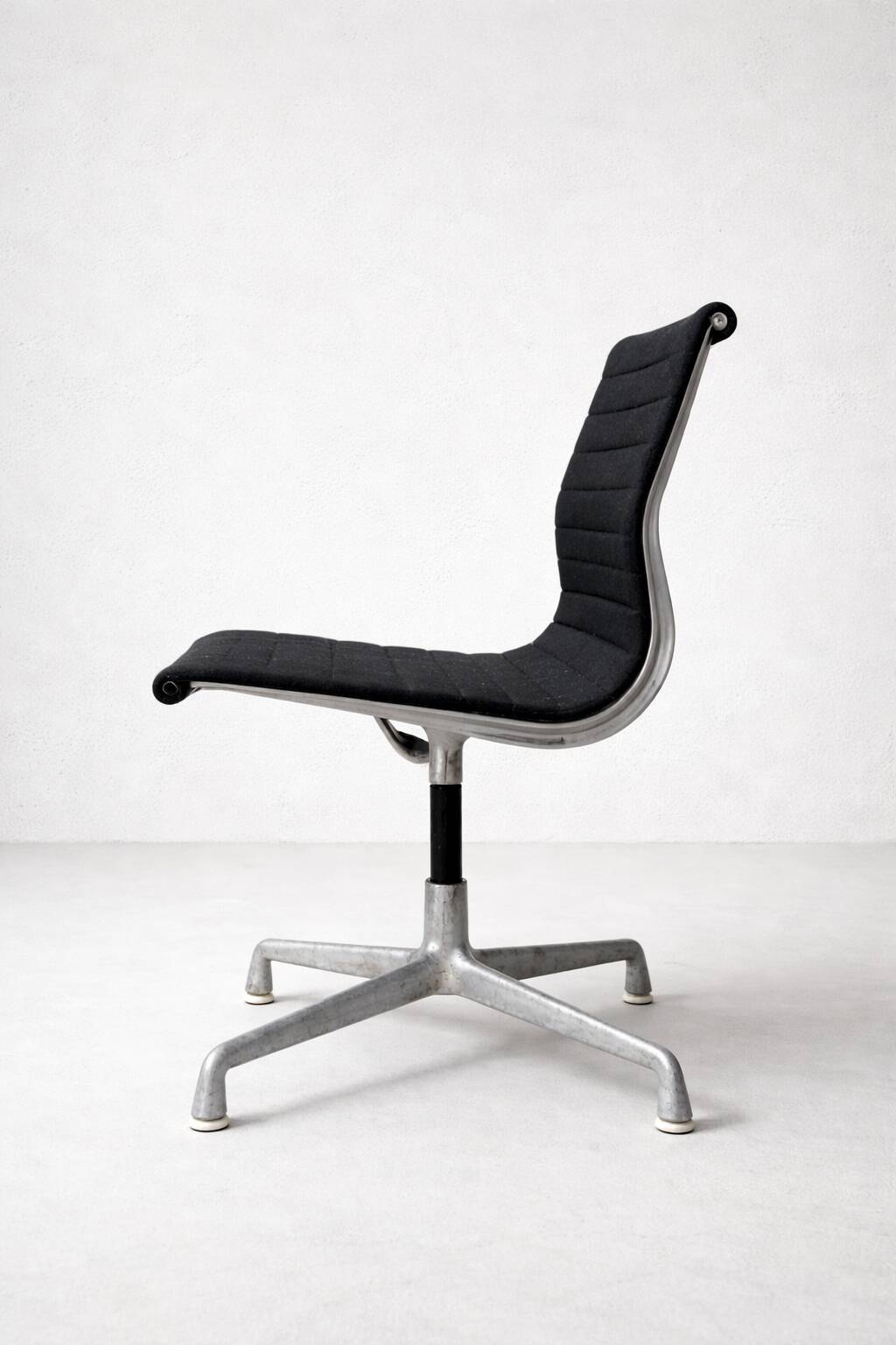 Eames chair pair - Herman Miller - model 938-138 - 1970s