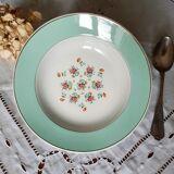 Old hollow plates mismatched in earthenware