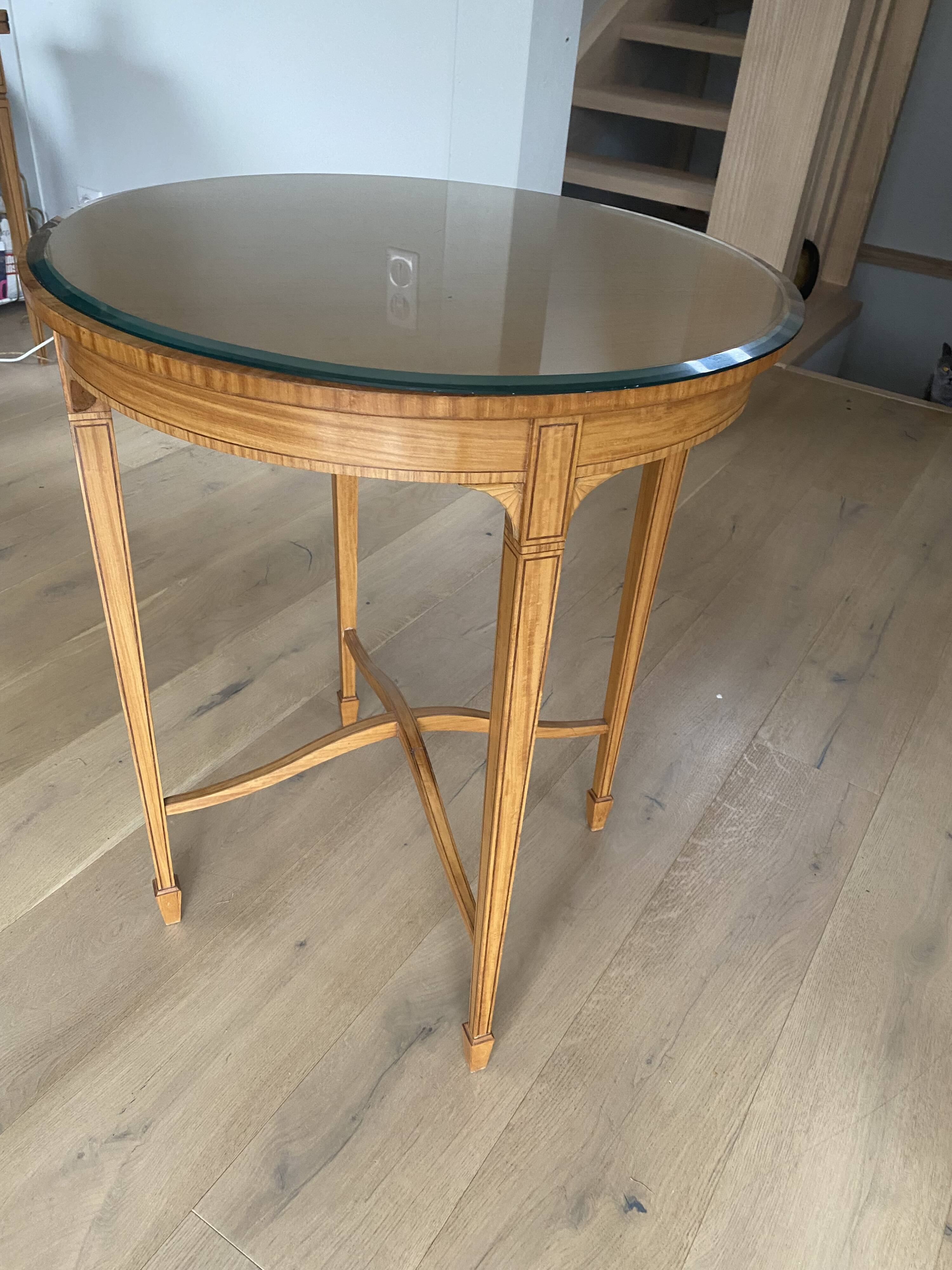 Art Nouveau Rosewood pedestal table