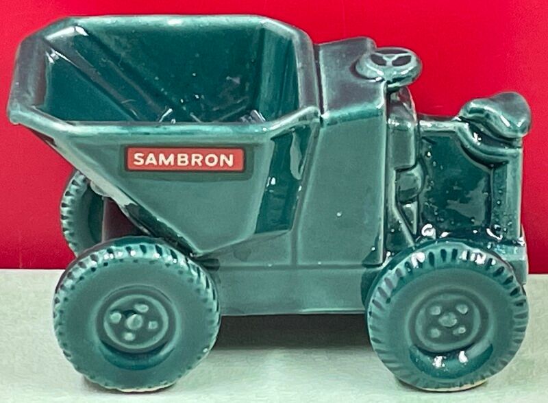 rare dumper ashtray in the shape of a mechanical wheelbarrow 'SAMBRON' ceramic