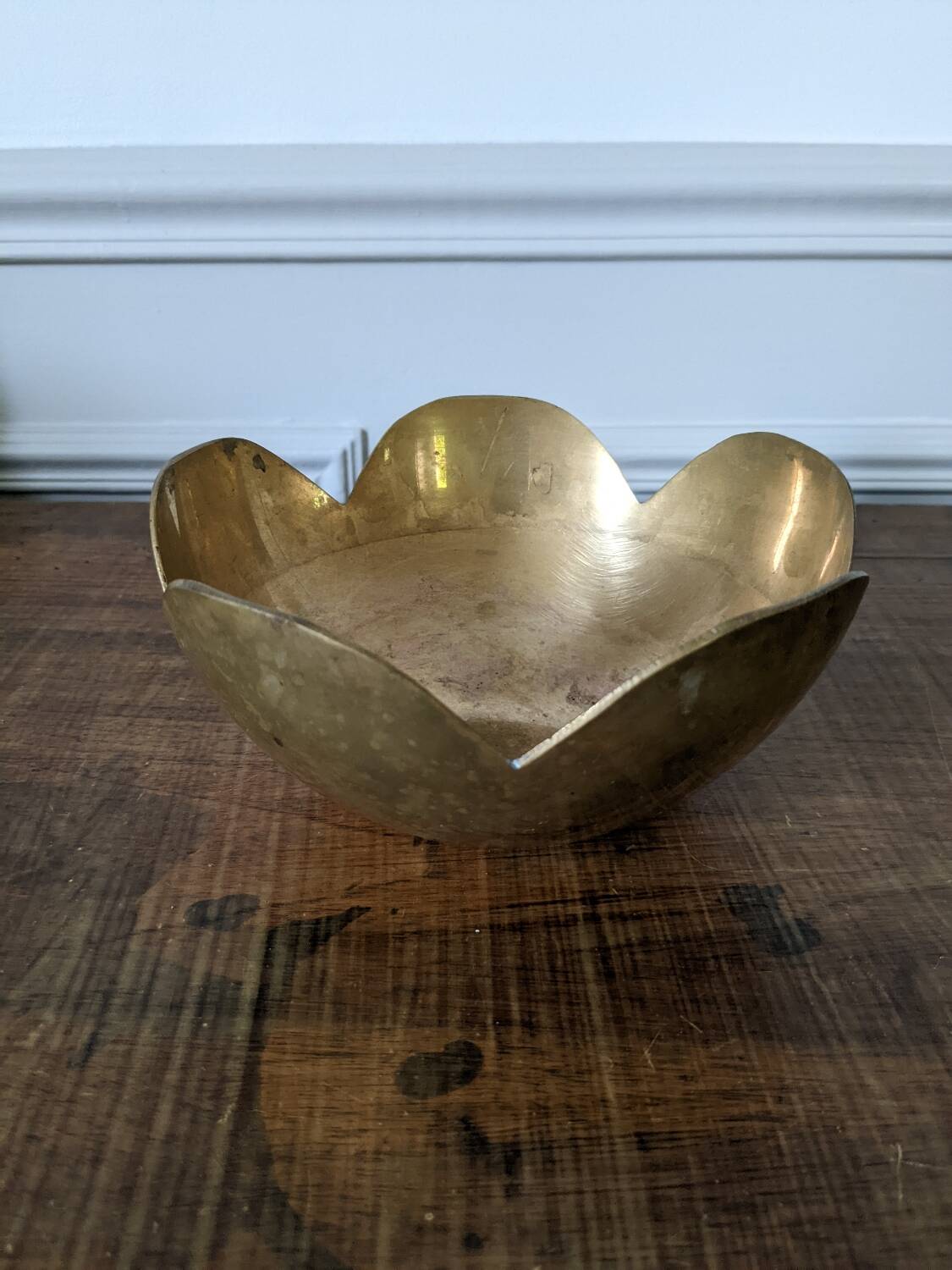 Brass flower cup