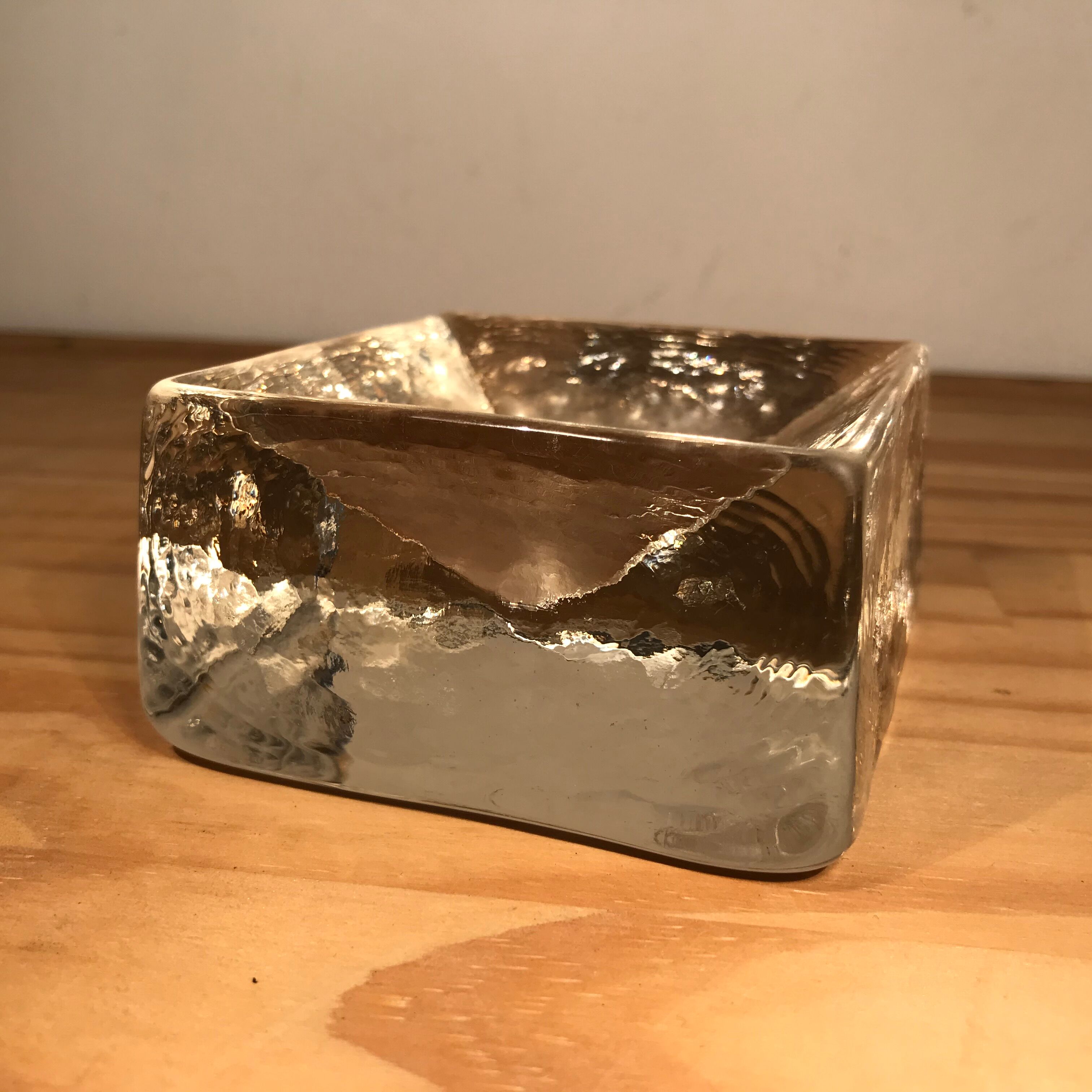 Glass ashtray
