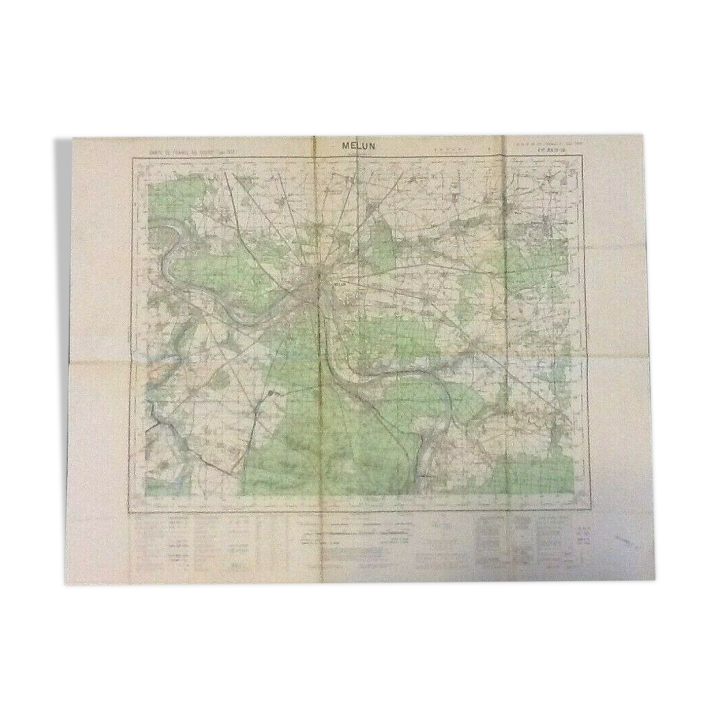 Topographic map of France Melun (Seine-et-Marne) October 1956