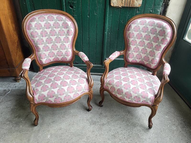 Paire de fauteuils louis philippe en noyer