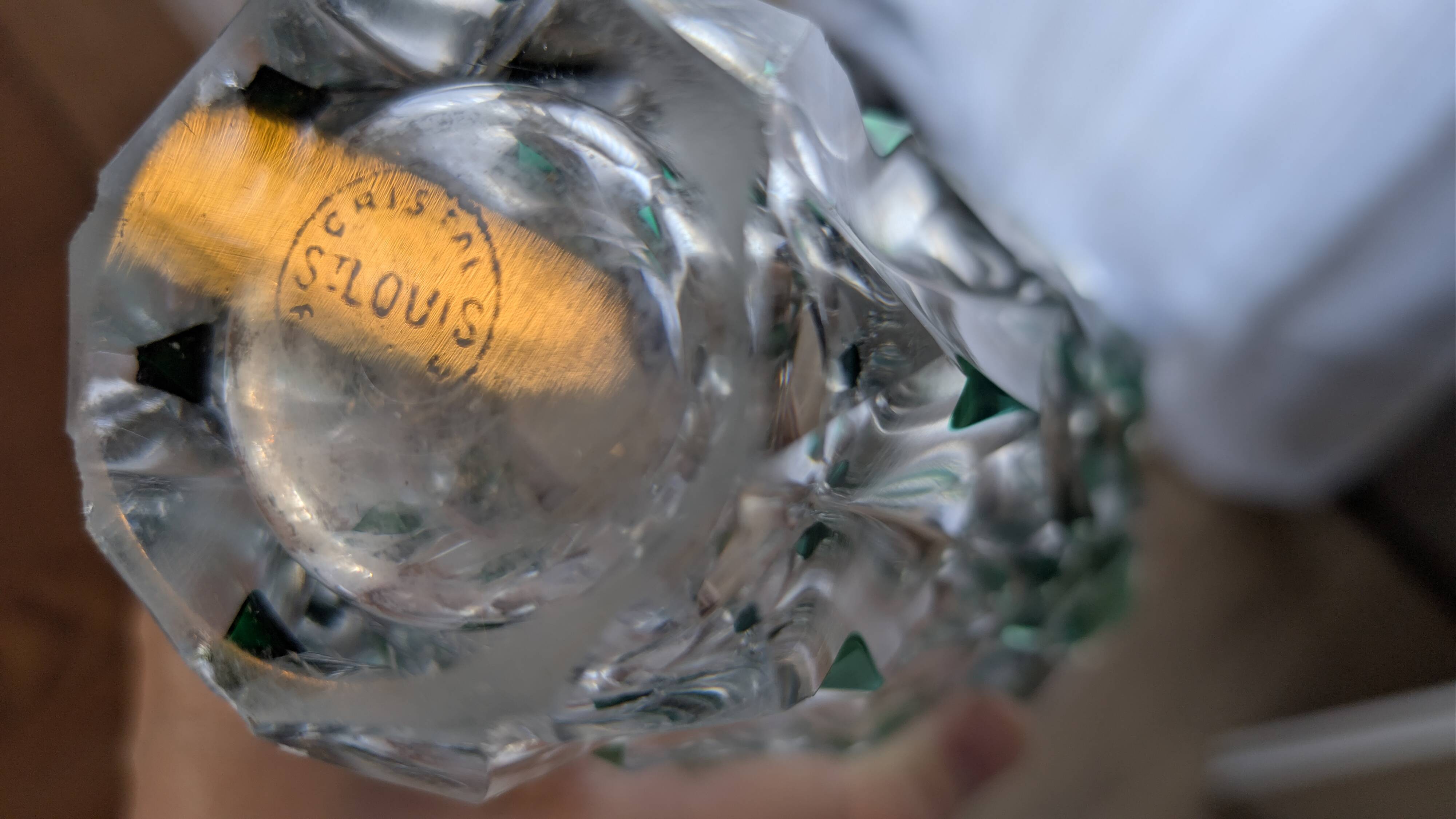 Saint-Louis cut green crystal vase – Tableware & decoration