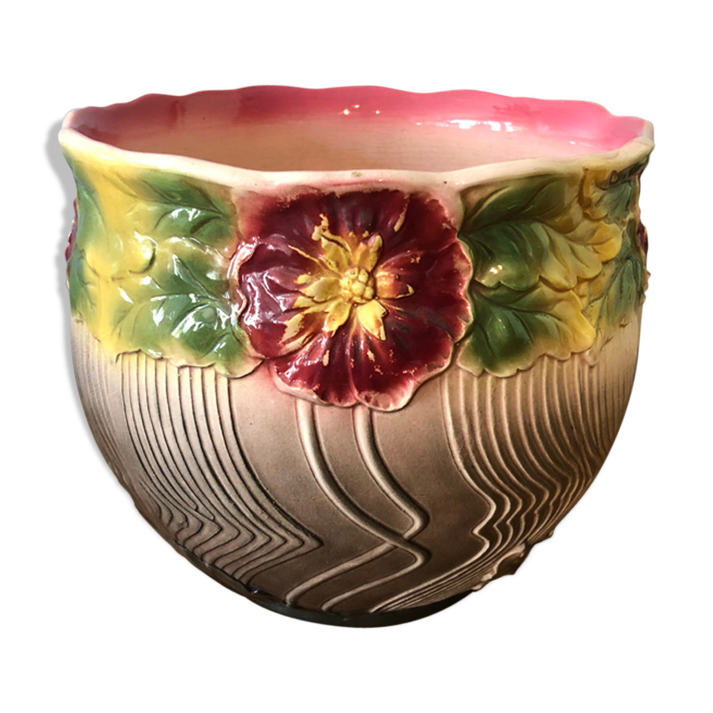 Pot cover in St. Amand dabbling