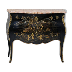 Commode en bois laqué