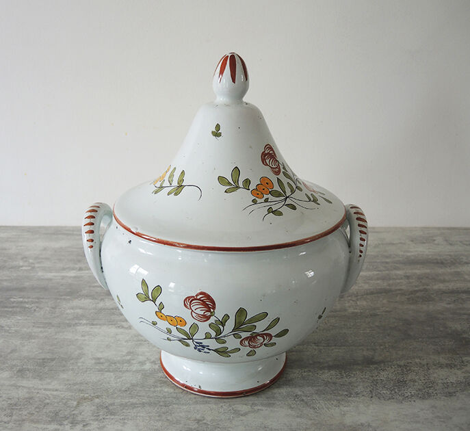 Earthenware tureen